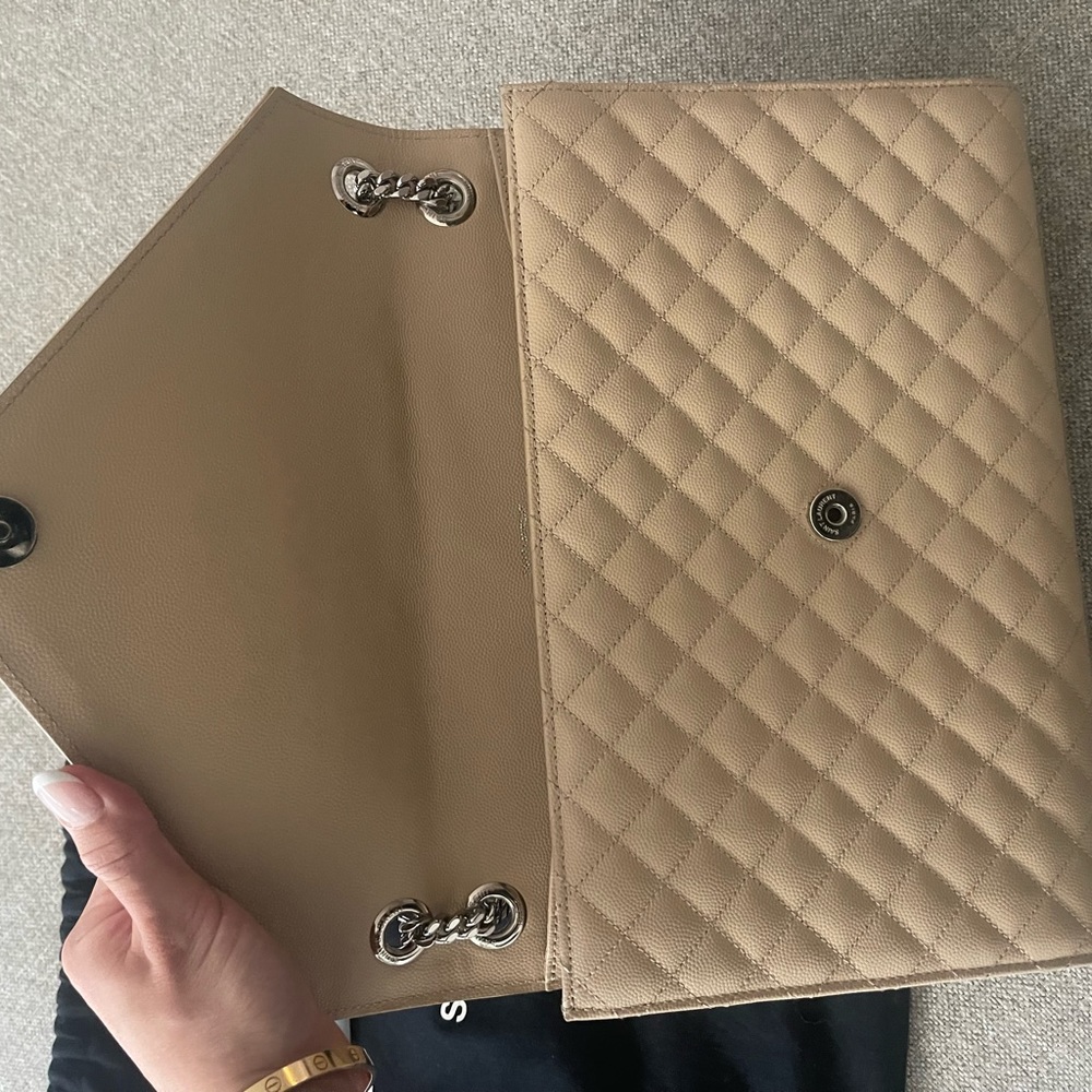 Authentic YSL Envelope Bag Large - Picture 2 of 4